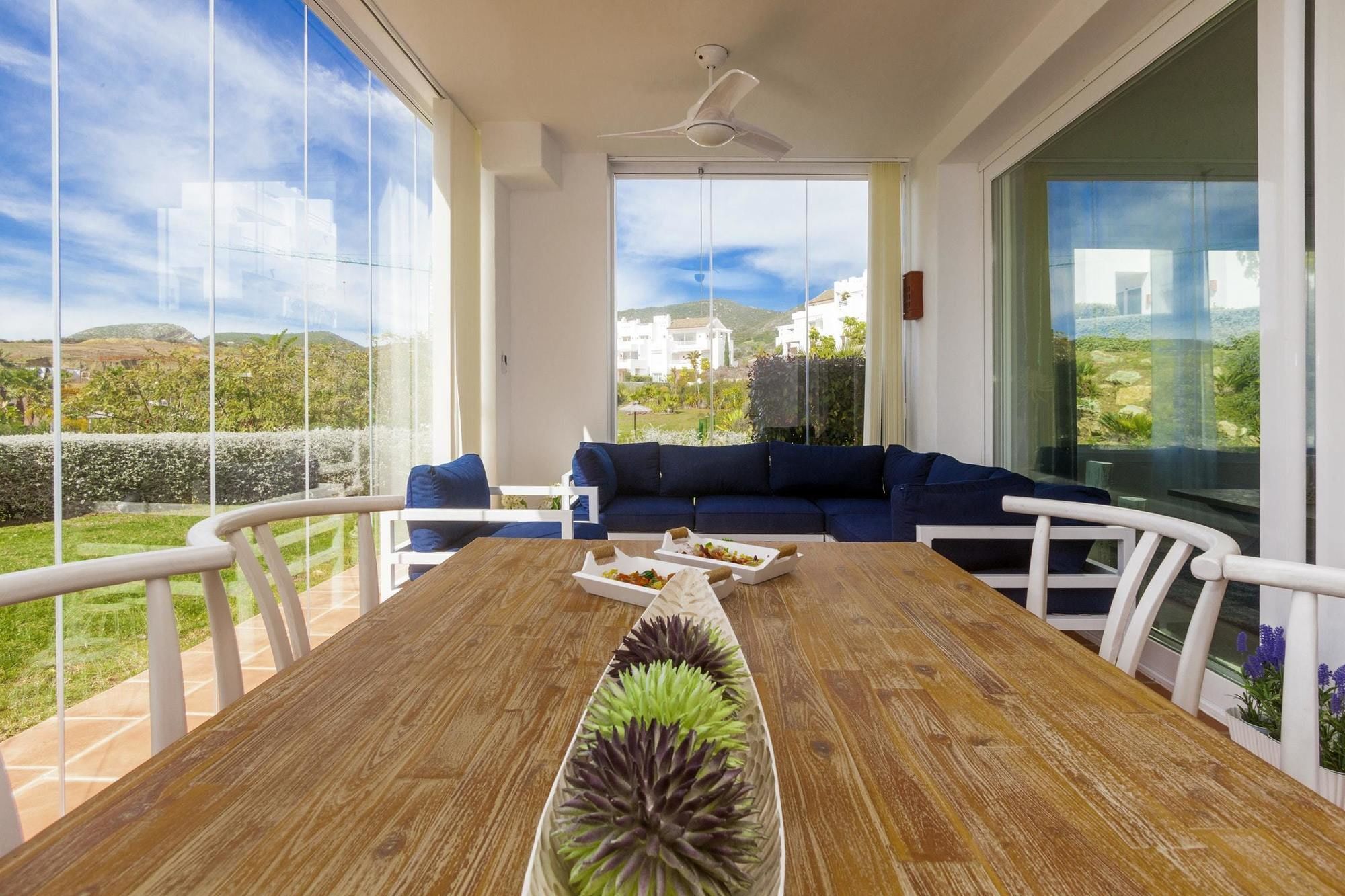 Apartment With 3 Bedrooms In Estepona, With Wonderful Mountain View, P Exterior photo