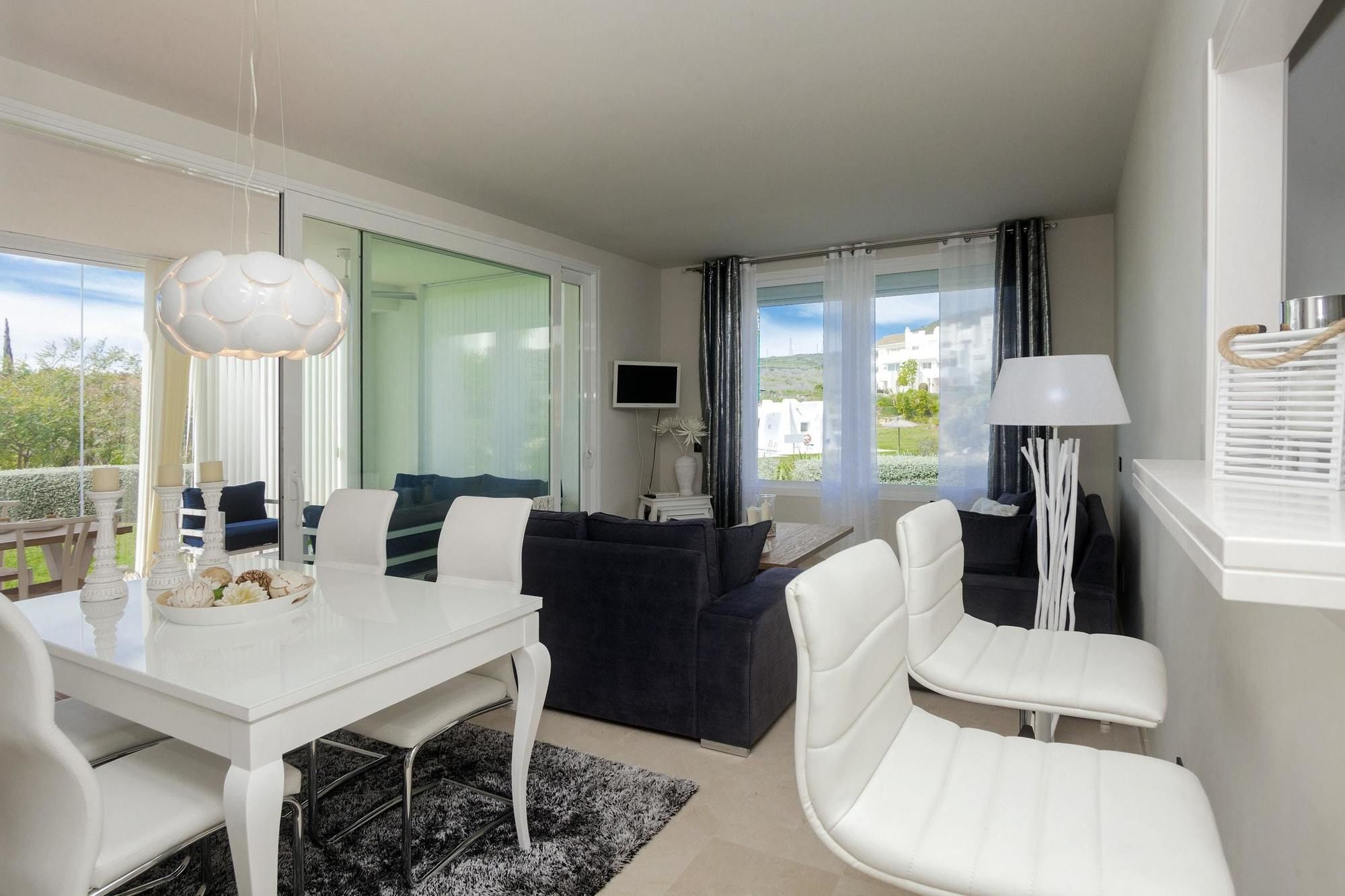 Apartment With 3 Bedrooms In Estepona, With Wonderful Mountain View, P Exterior photo